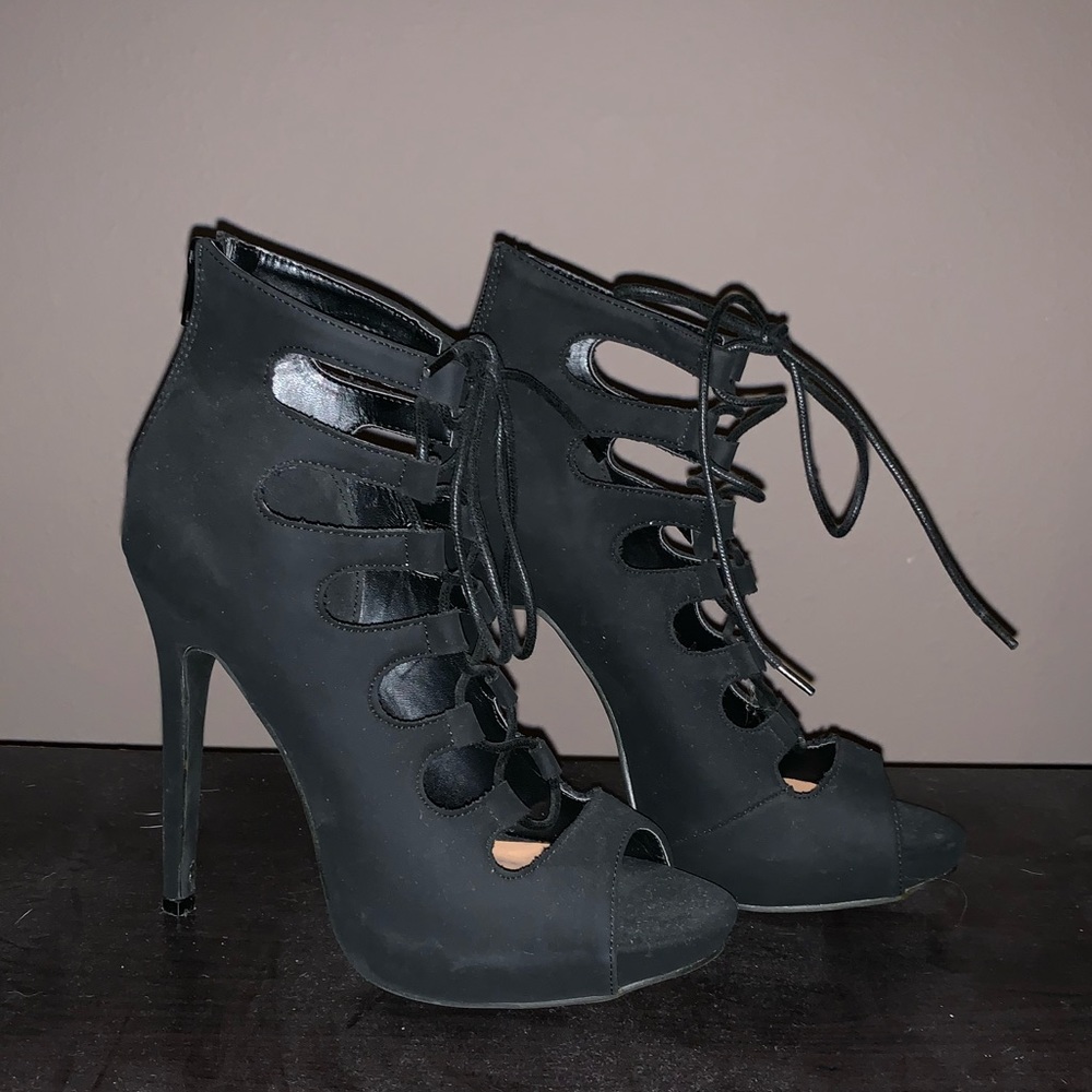 Tie Up Heels